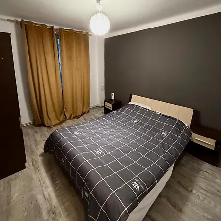 Ultra In Inima Targului De Craciun *